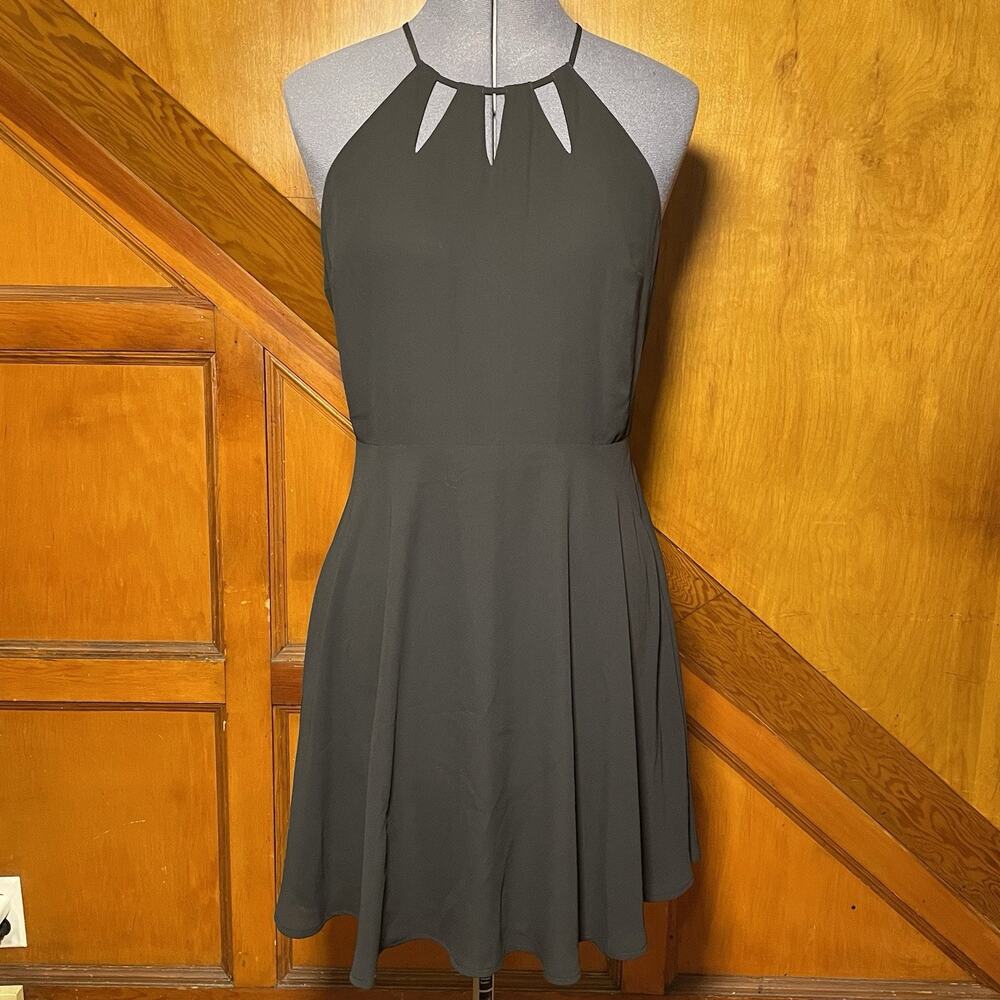 Express - Women Black Sleeveless Short Dress - Size 8 - Excellent condition